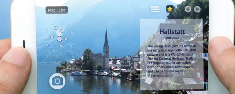 Hallstatt wird auf dem Smartphone betrachtet