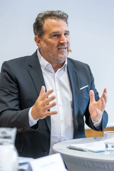 Matthias Schroth