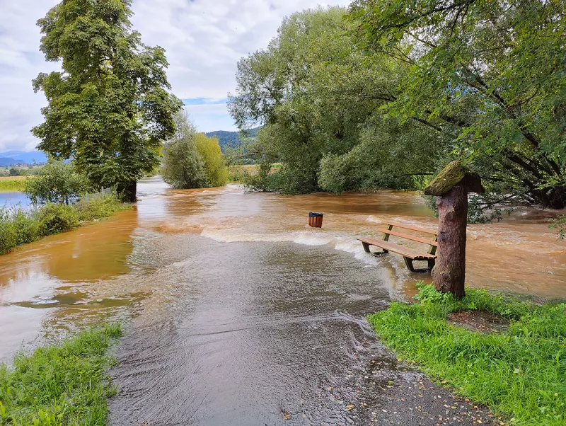 überfluteter Glan-Radweg bei St. Veit an der Glan