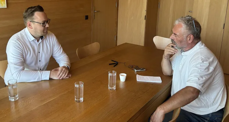  Johannes Feurle im Gespräch mit KOMMUNAL-Chefredakteur Hans Braun