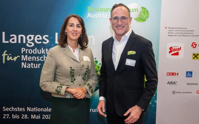 Florian Iro, Präsident des Ressourcen Forum Austria, mit Vizepräsidentin Maria Hutter.