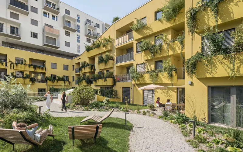 Gemeindebau am ehemaligen Nordbahnhof in Wien