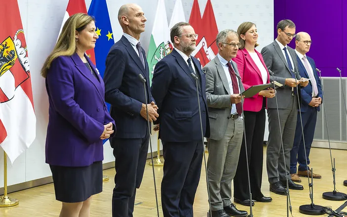 Pressekonferenz zur Einigung über den Stabilitätspakt