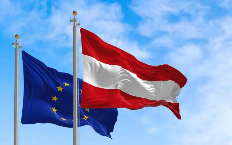 Flaggen Österreichs und der EU