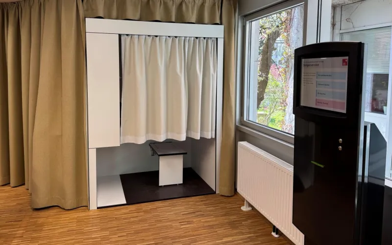 Foto-Self-Service-Station