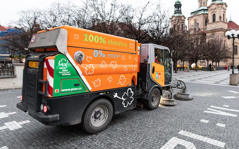 Kehrfahrzeug in Prag