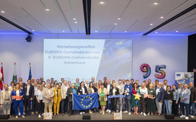 Gruppenbilder steirischen Europa-Gemeinderäte