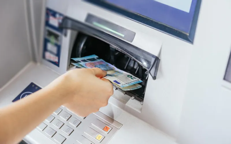 Geldabheben am Bankomat