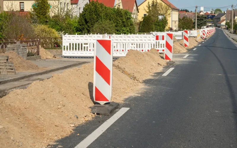 aufgegrabene Straße